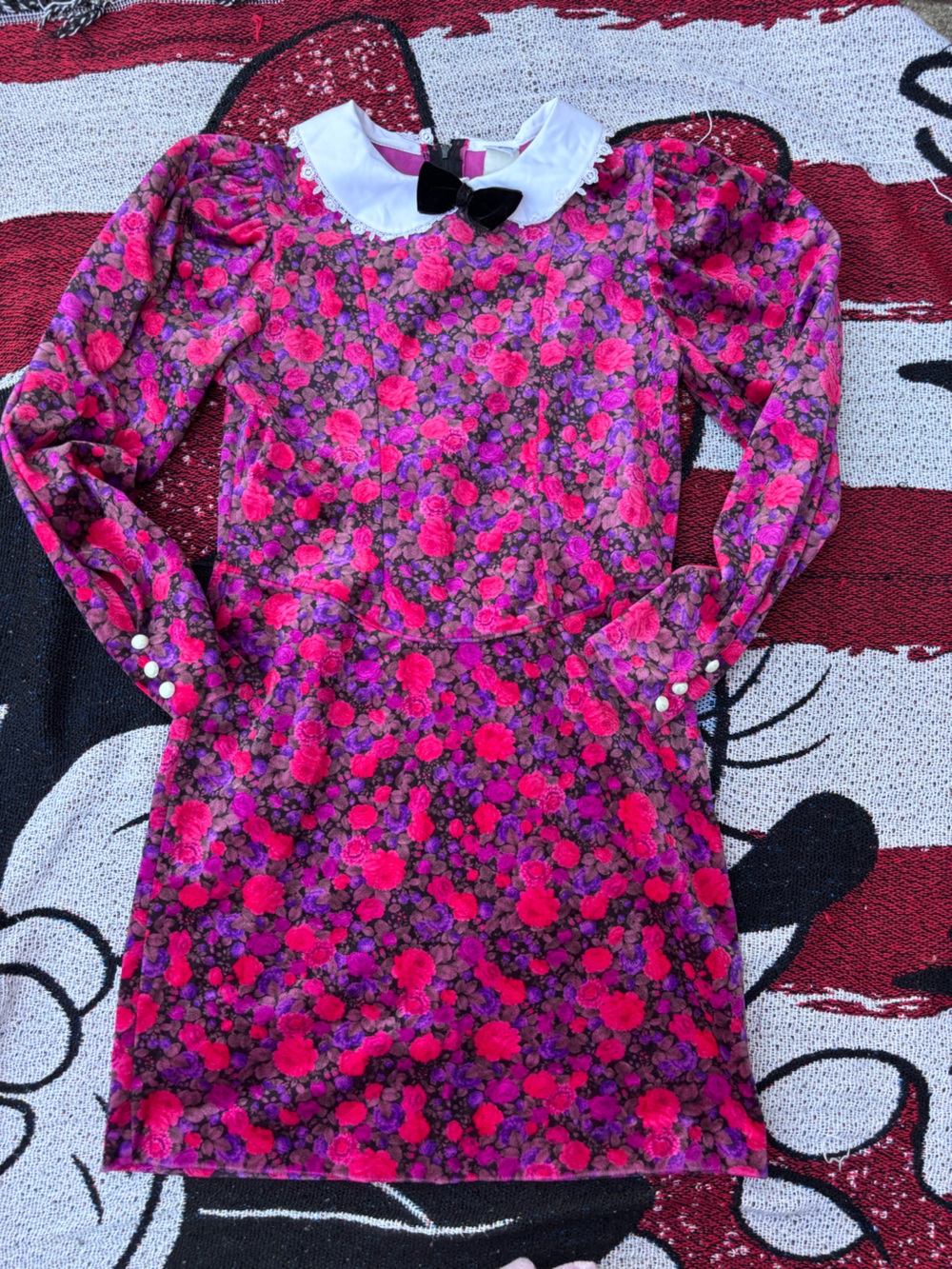 VINTAGE BRYAN VELVET FLORAL BOW
TIE COLLARED GIRLS DRESS SIZE 12